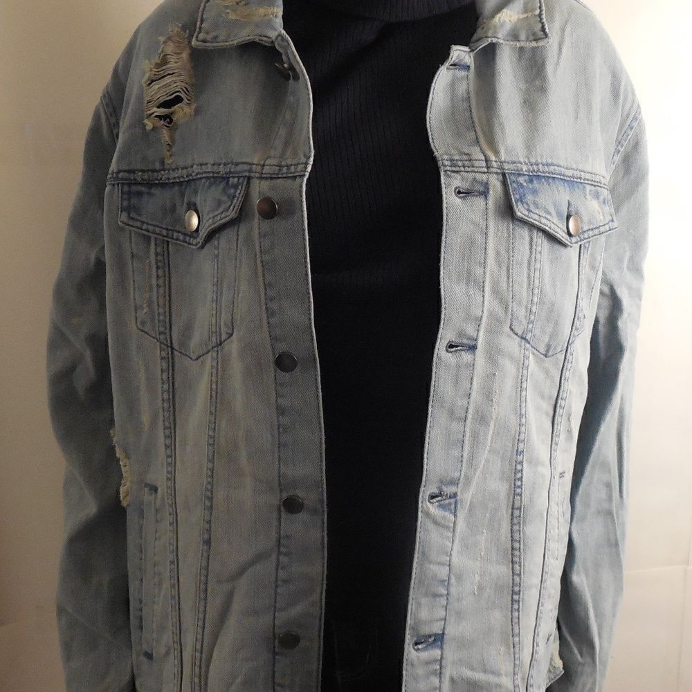 NWT Light Wash Distressed Shredded Jean Jacket